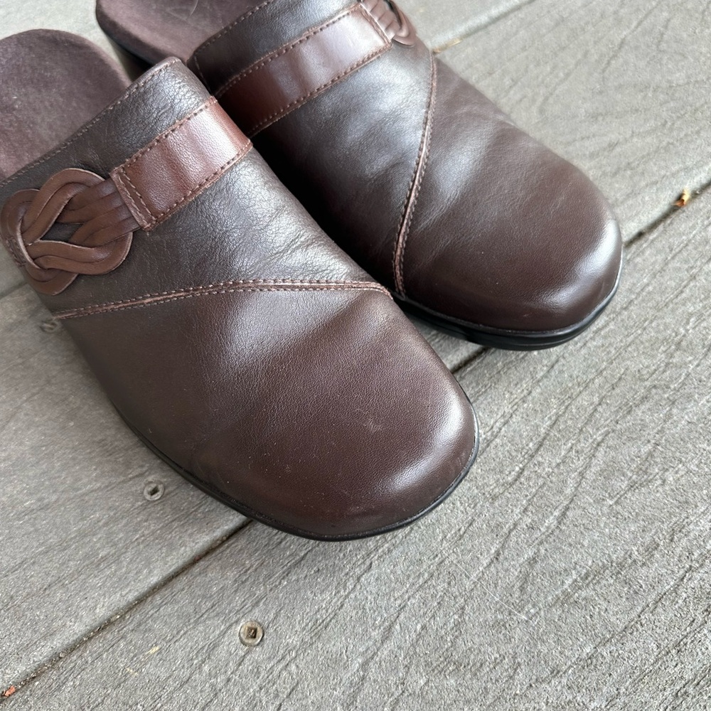 EUC Clarke leather mule - Picture 4 of 6